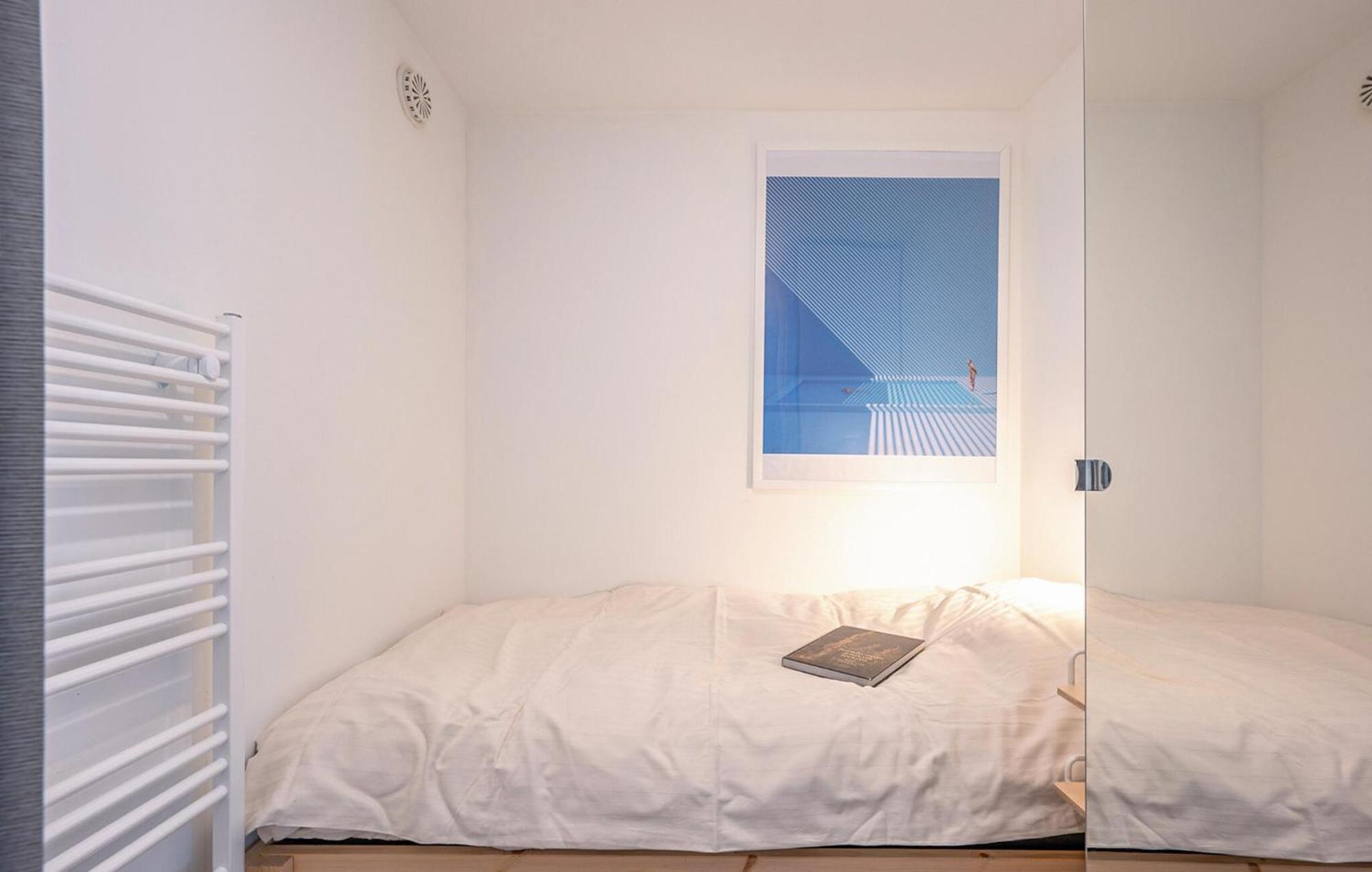 1 Bedroom Awesome In Oostende