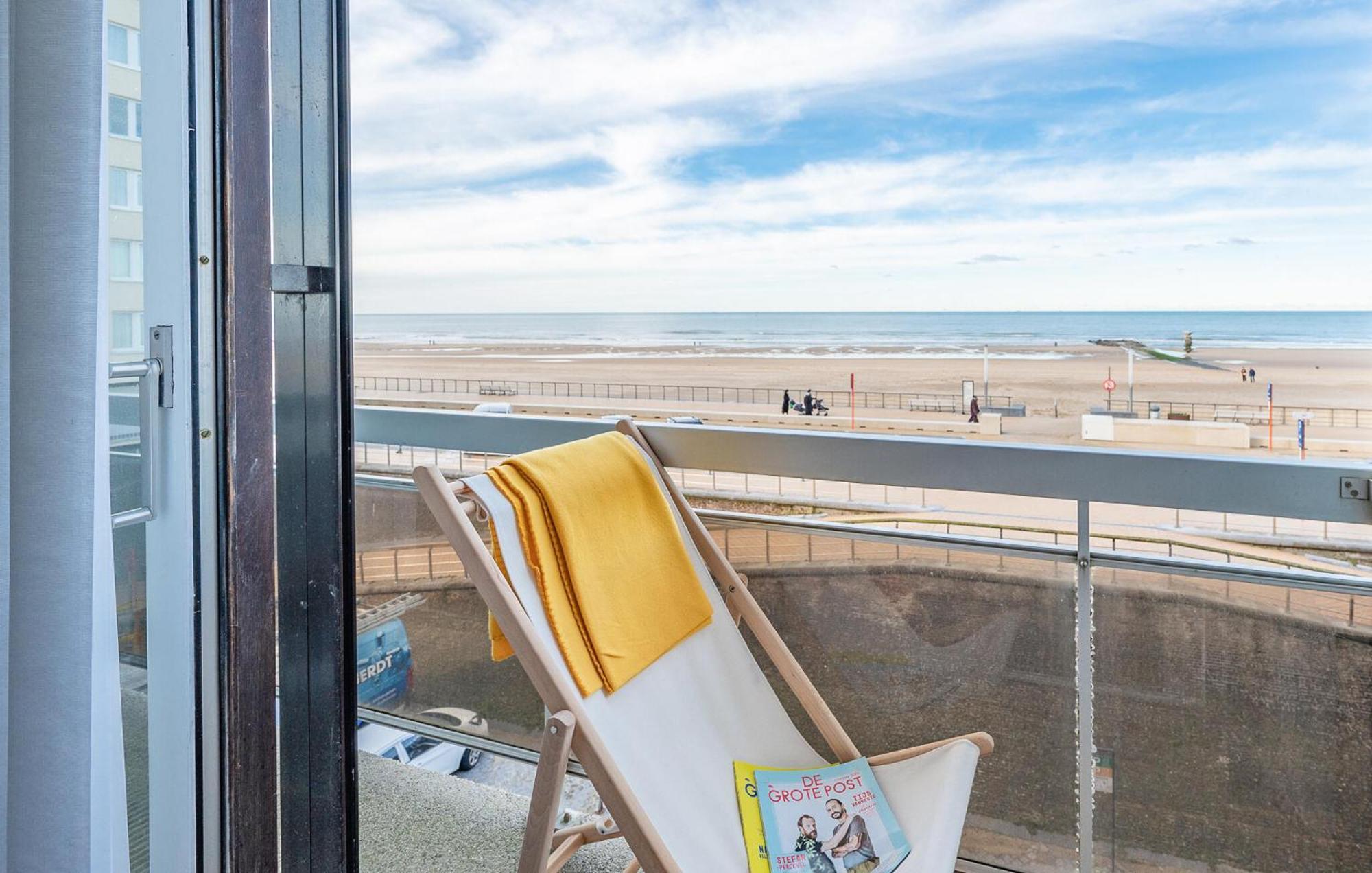 1 Bedroom Awesome In Oostende